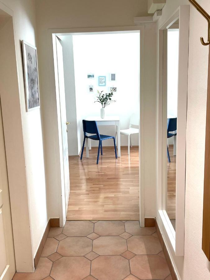 Cosy Apartment Near Schoenbrunn & Meidlinger Market Viena Exterior foto