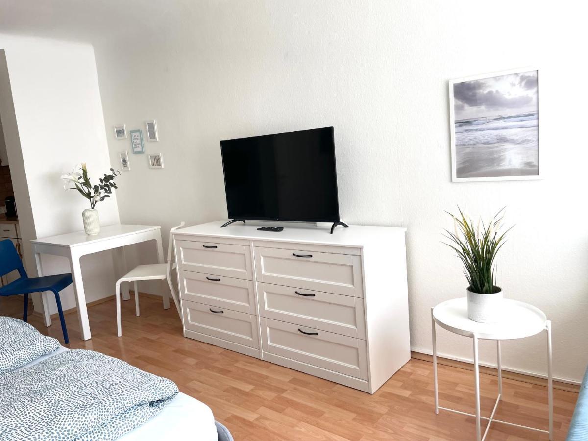 Cosy Apartment Near Schoenbrunn & Meidlinger Market Viena Exterior foto